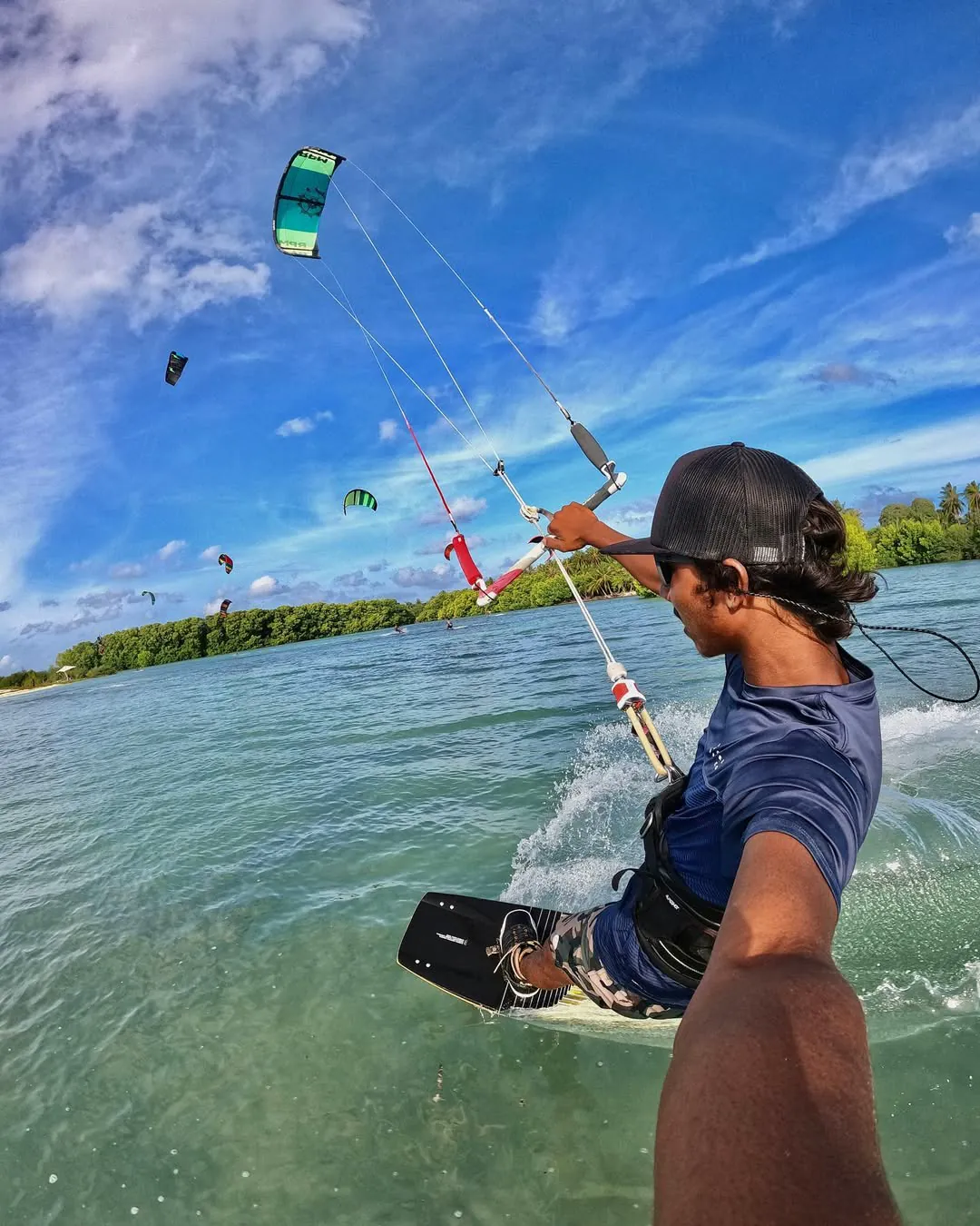 Kitesurfing on Goidhoo lagoon in Horsburgh Atoll